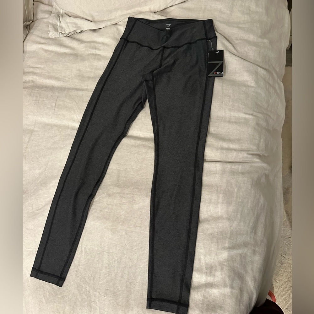 Zella women’s charcoal colored leggings